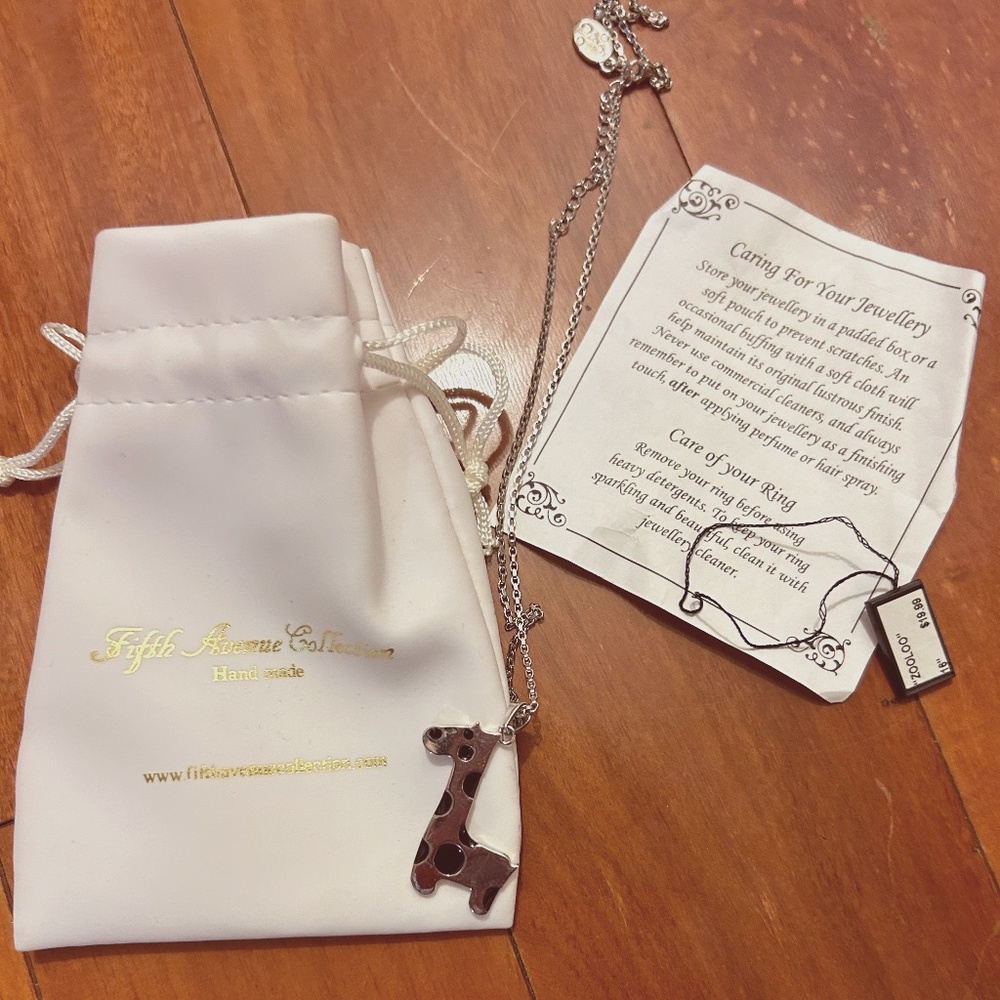 Fifth Avenue Collection Jewelry18" Silver Giraffe Necklace
